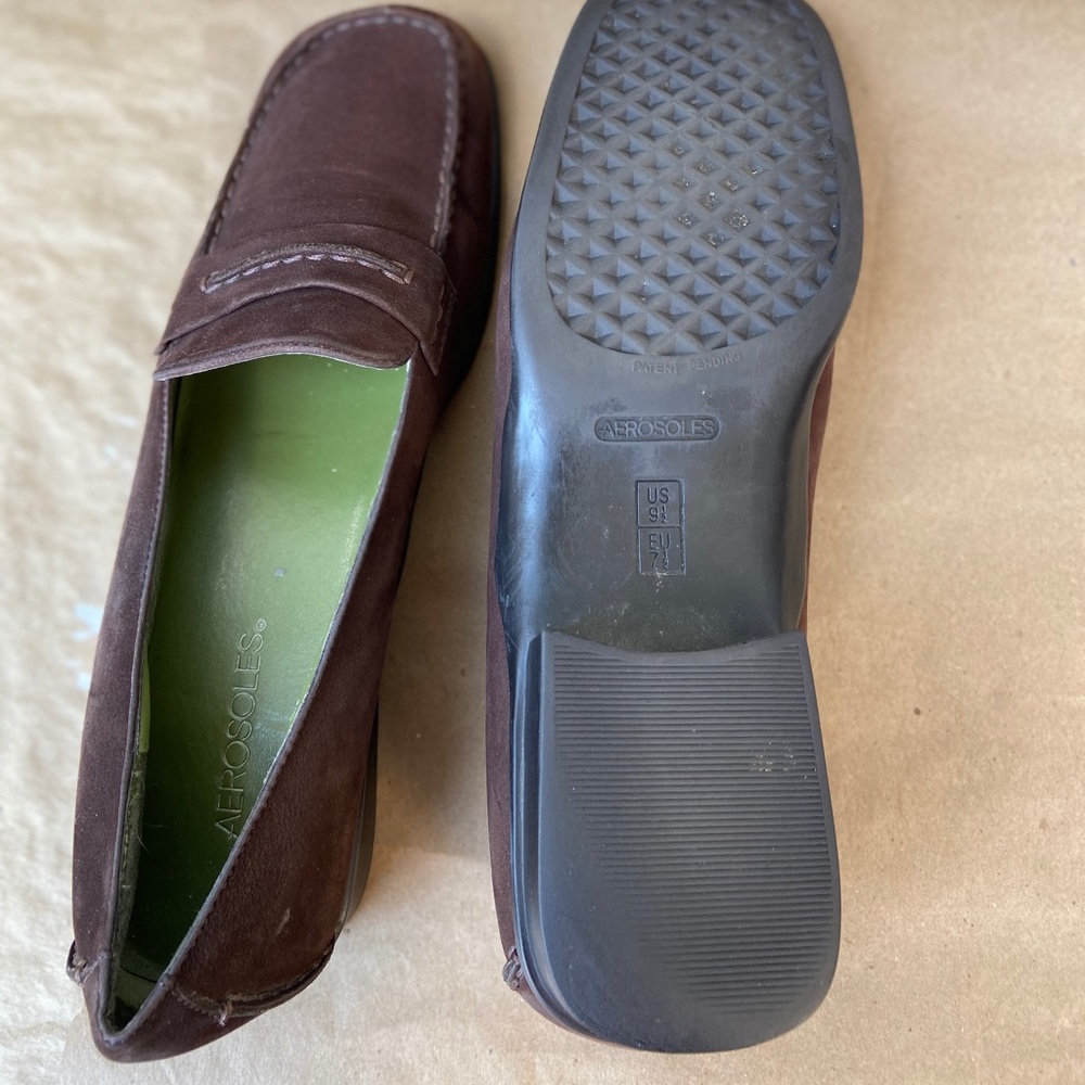 AEROSOLES “FIRST GRADE” LOAFERS - Picture 7 of 7